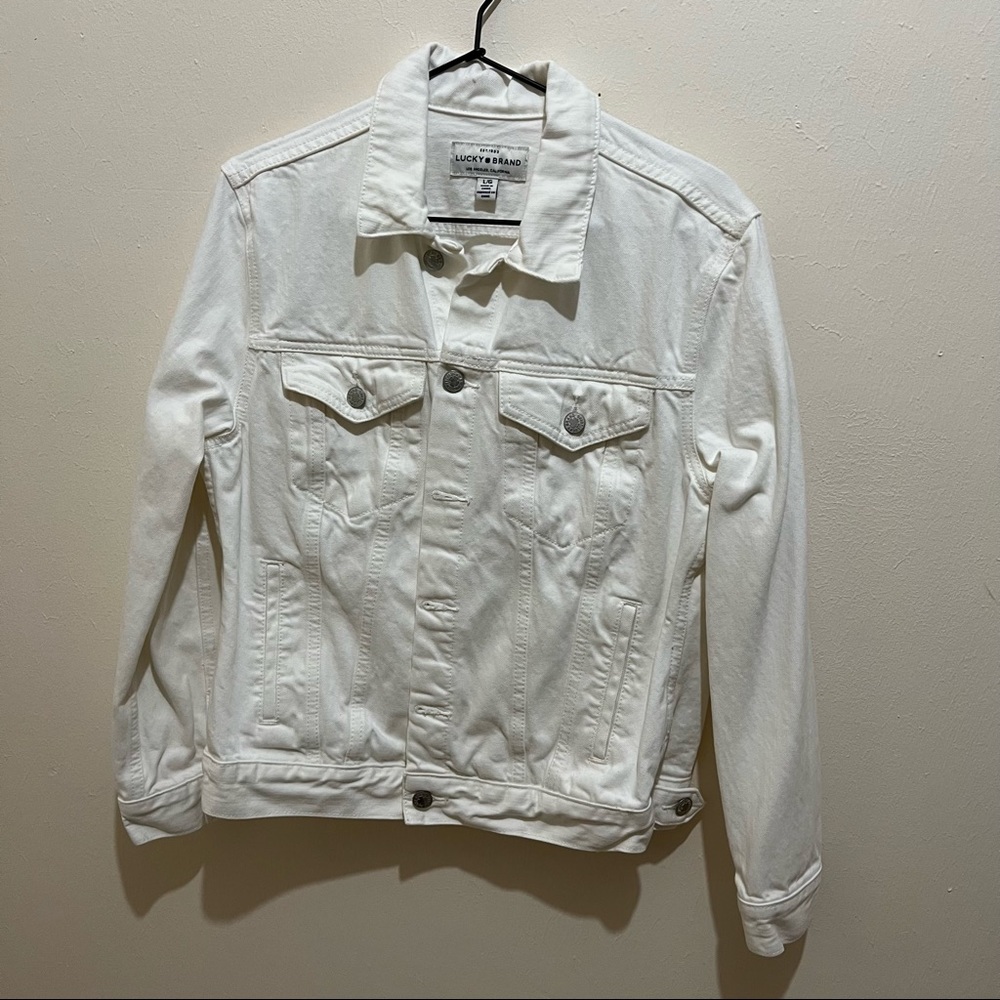 *LAST CALL* NEED GONE BY 6/3 Lucky Brand Classic Trucker fit White Denim Jacket